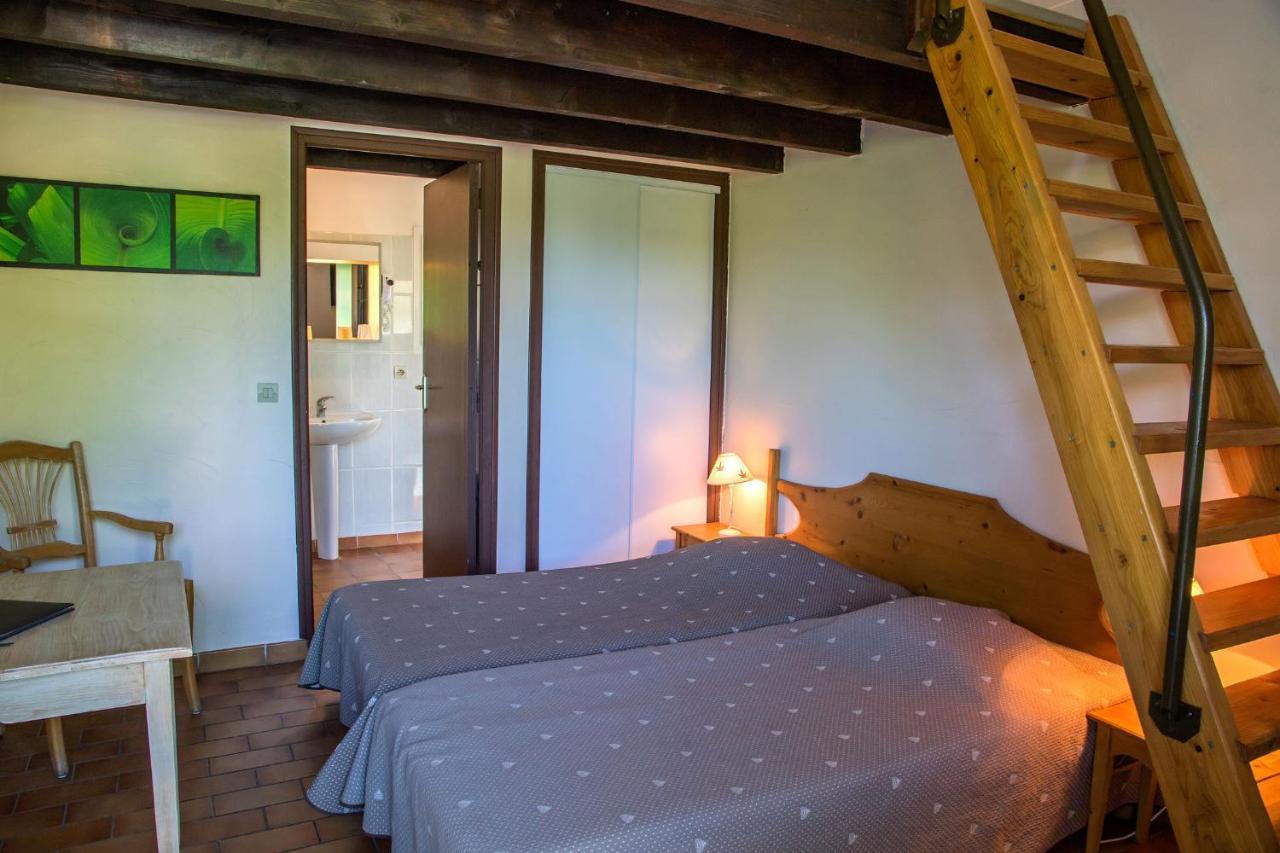Logis Hotel Restaurant L'Escarbille Saint-Martin-dʼArdèche Екстериор снимка